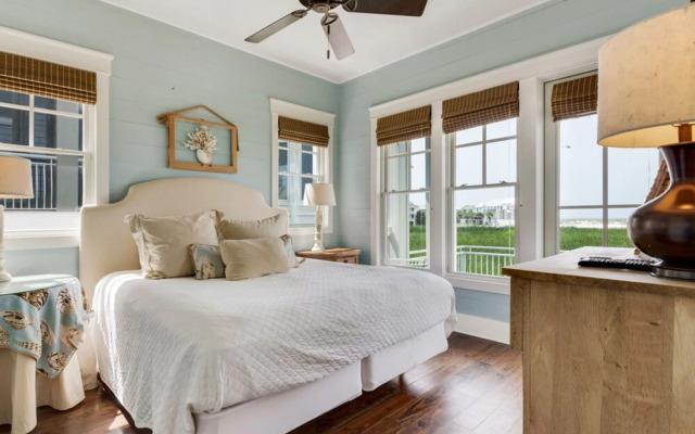 Pelican Point at Destin Pointe