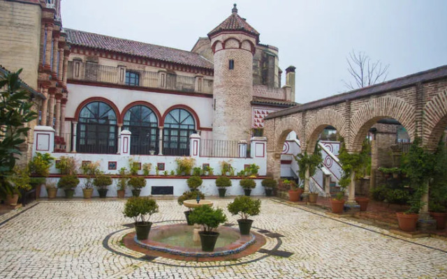 El Palacio de San Benito