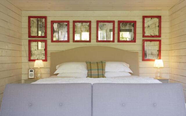 The Wheatsheaf Combe Hay