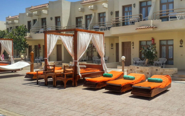 Cataract Layalina Naama Bay