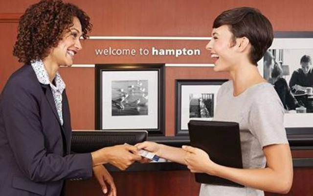 Hampton Inn Long Beach Airport