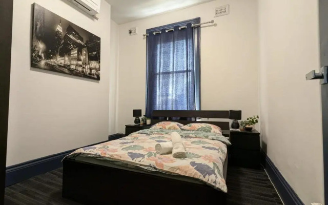 Queen Victoria Hostel