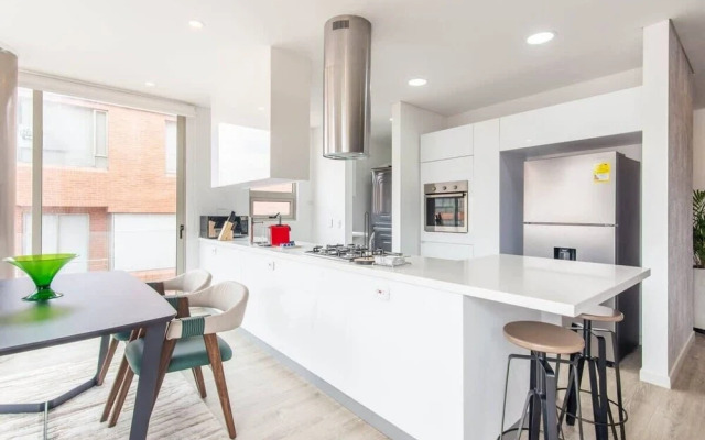 Modern Apartment in Usaquien