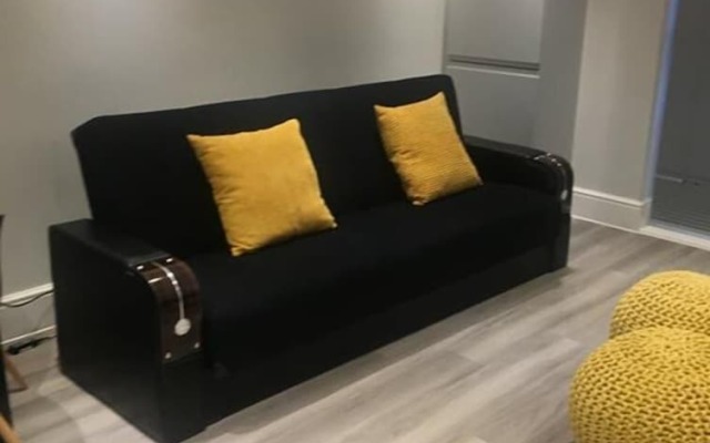 Icon Crownleigh 3 With Free Wifi