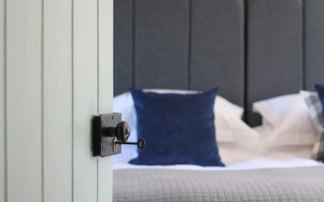 The Five Pilchards Inn