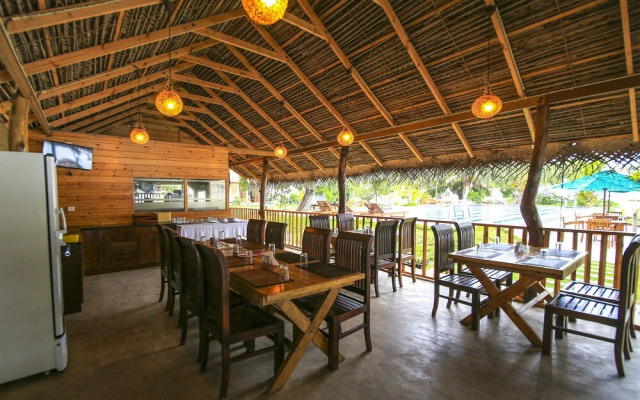 OYO 389 Bay Beach Hotel