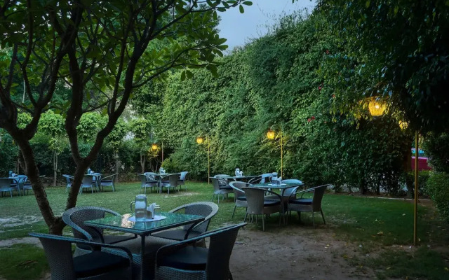 Corbett Machaan Resort