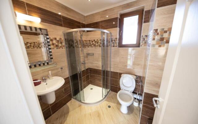 Villas in Complex Trakiyskiy Bryag