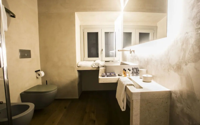 Edward Rooms & Wellness