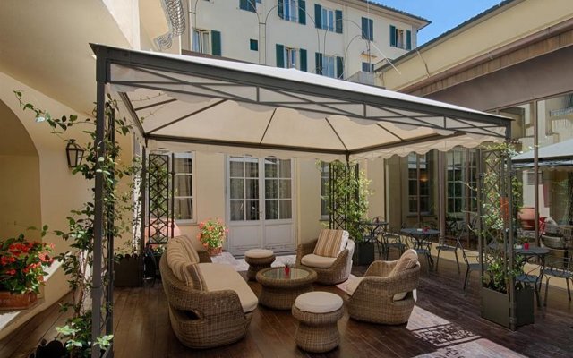 Anglo American Hotel Florence, Curio Collection by Hilton