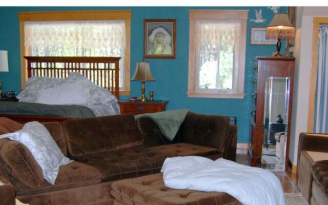 River House Bed and Breakfast