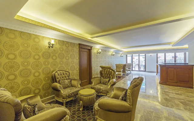 Lausos Palace Hotel