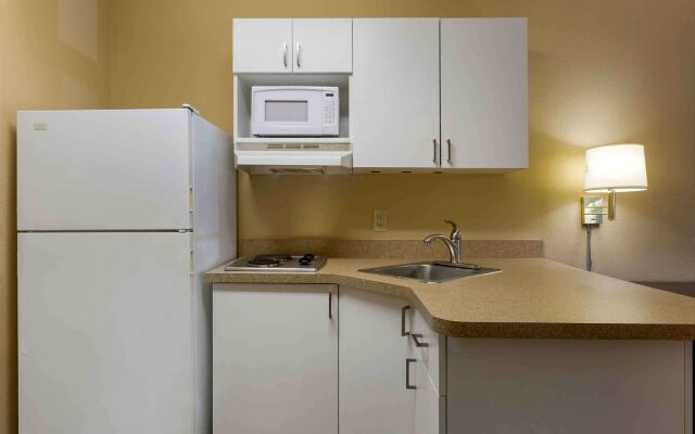 Extended Stay America Select Suites Phoenix Scottsdale North