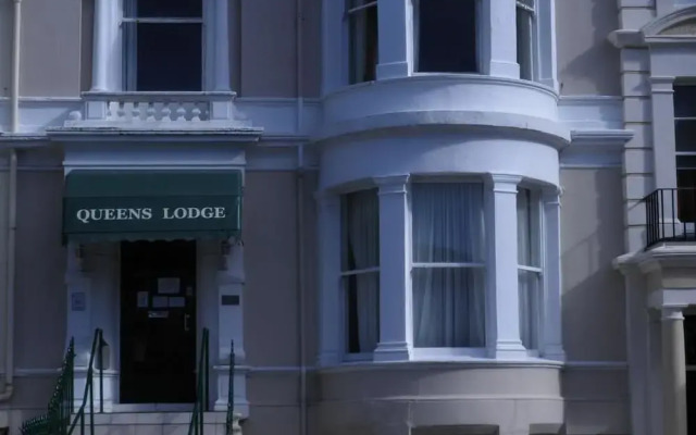 Queens Lodge