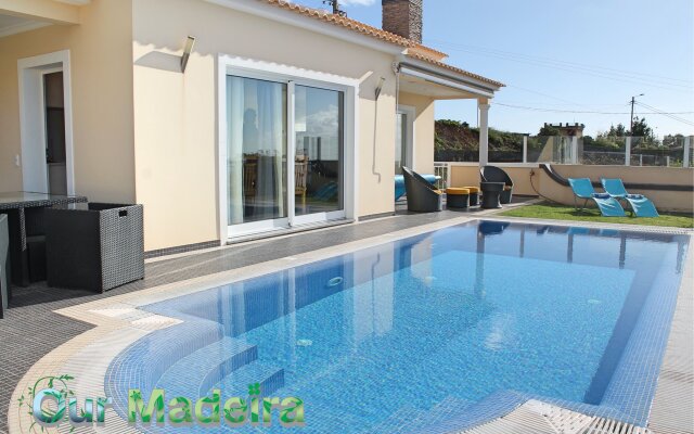 Villa, Heated Pool In Sunny Area, Views Of Mountain And Sea Villa Dilis