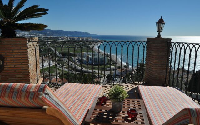 Welcome Inn Nerja