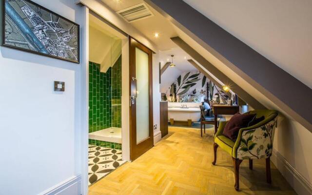 Orange Tree Hotel