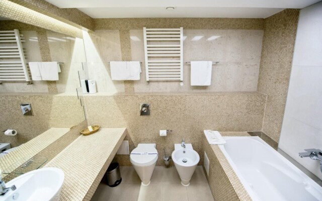 Palladium Hotel