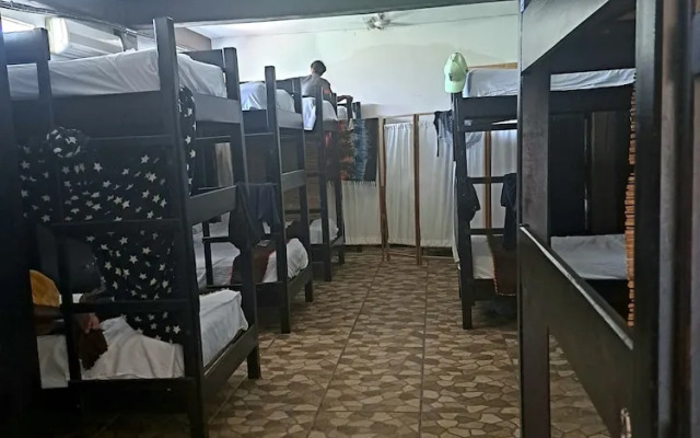 Maha Sand Suites Hotel & Hostel