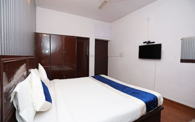 OYO 9534 Hotel Heights