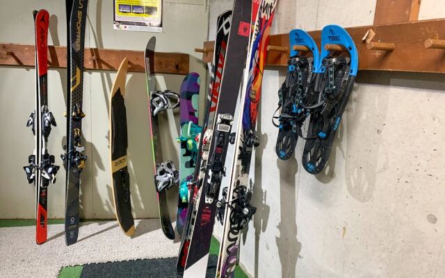 The Niseko Ski Lodge - Higashiyama