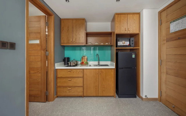 Vernal hotel & Apartment office