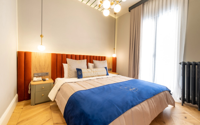 Balo Hotel