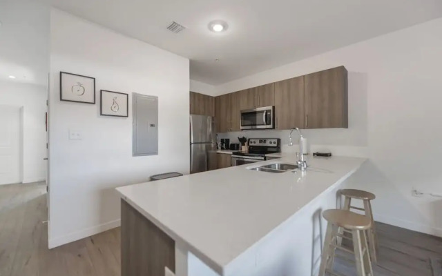 Stylish Townhouses by Design District