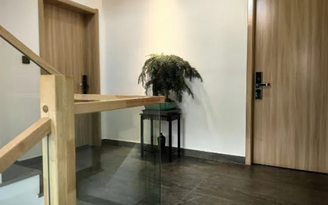 Jiuhuashan Muqinju Guesthouse