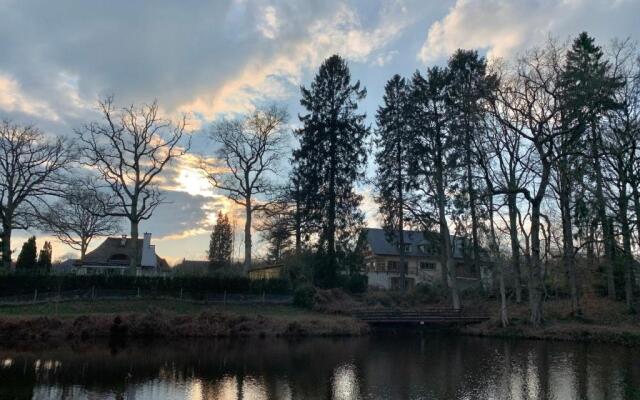 Au Charme du Lac Piscine et Spa