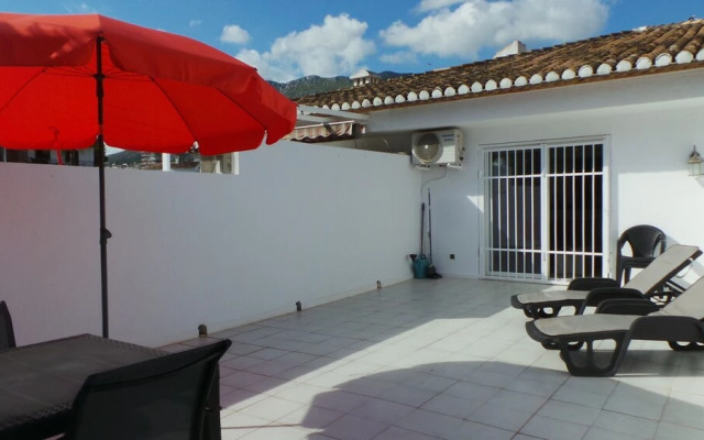 Immaculate and Modern 1 Bedroomed Apartment