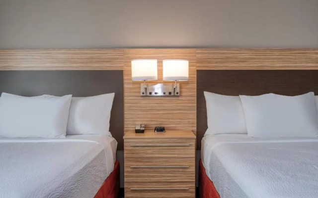 TownePlace Suites by Marriott Indianapolis Airport