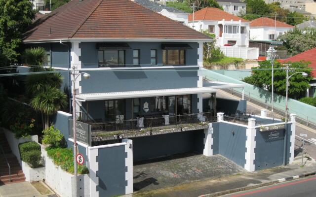 Leeuwenzee Guest House