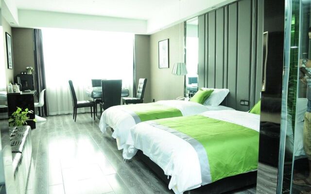 Carnival Fashion Hotel
