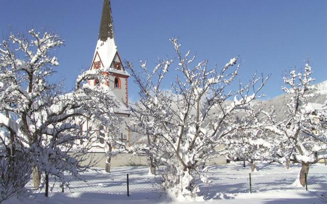 Cozy Holiday Home in Mauterndorf near Ski Area