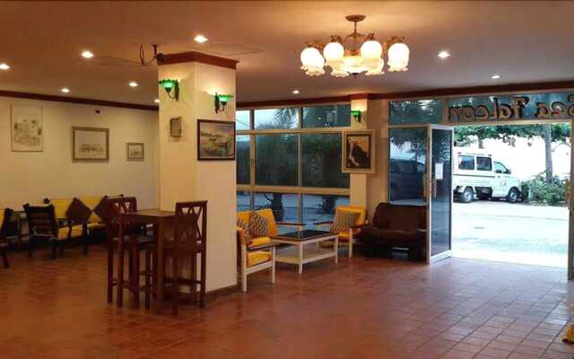 Sea Falcon Hotel