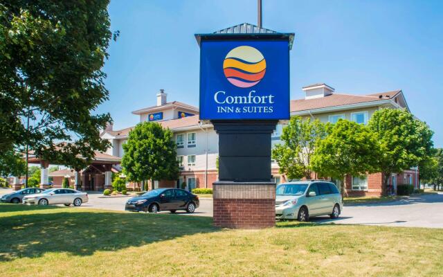 Comfort Inn and Suites Ingersoll