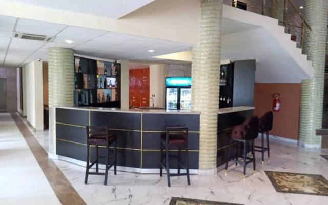 Golden Tulip Essentials Owerri