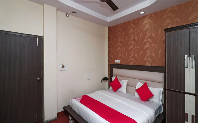 Hotel Shanti Palace