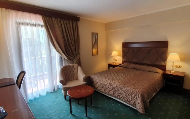 Aeton Melathron Hotel
