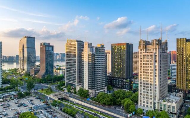 Qianchao Michen Hotel (Hangzhou Binjiang Xingguang Avenue Branch)