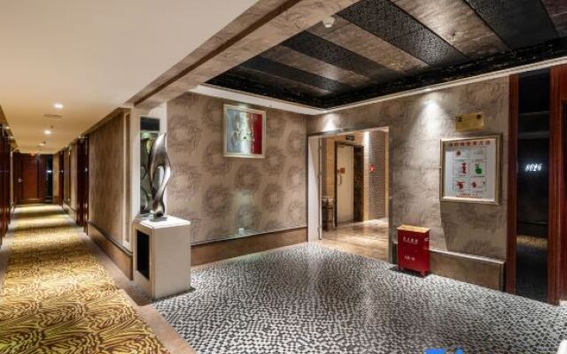 Xiyuan Jinrun Hotel (Duyun Wanda Plaza Nationality Normal University)