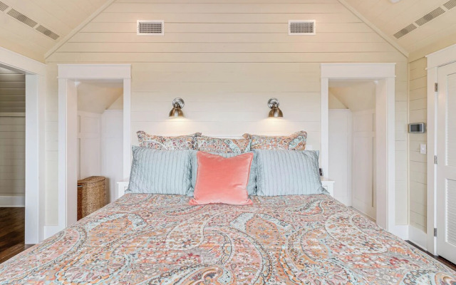 Seaside Shanty 125 SE