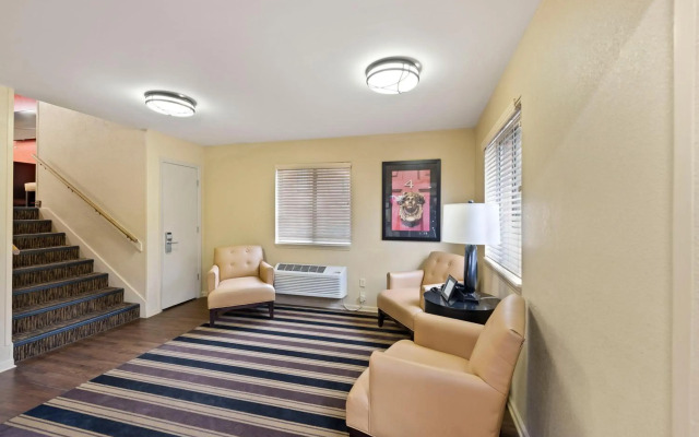 Extended Stay America Select Suites Charlotte Tyvola Rd Exec
