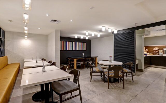 Holiday Inn Express Whitby by IHG