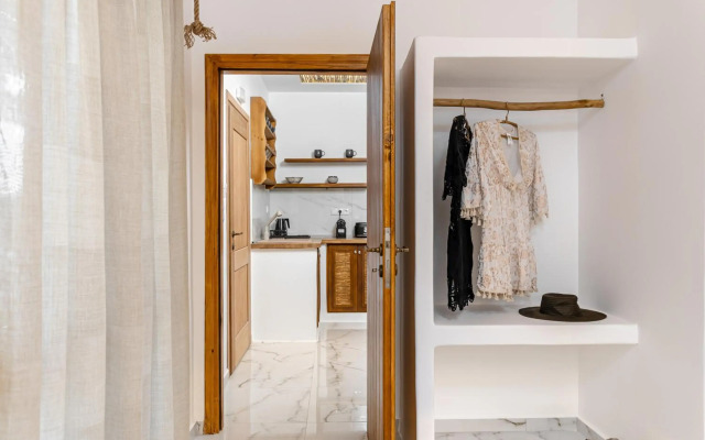Naxian Serenity Suites