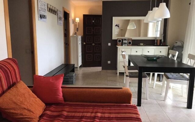Planta Baja César Martinell con Jardín y Barbacoa - 115B