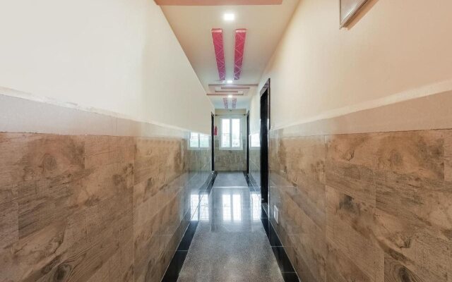 OYO 9930 Hotel AVS Residency