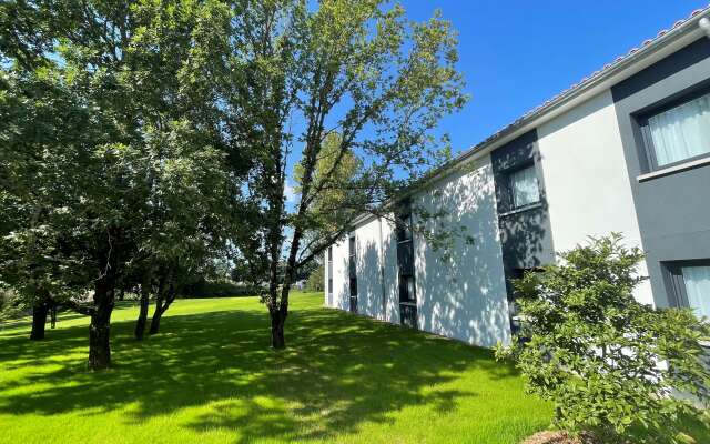 Sure Hotel by Best Western Les Portes de Montauban