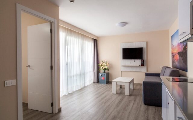 Corona Roja Apartments